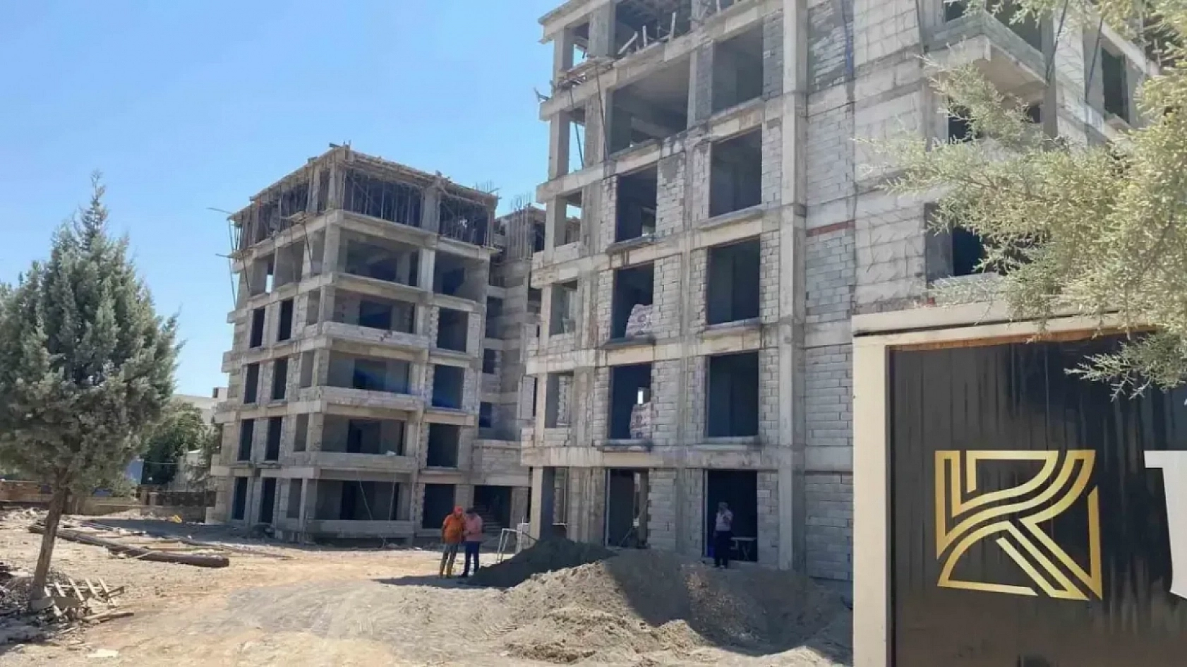 Malatya'daki Vatandaşlar ve Müteahhitler Uyarıldı: Maliyet Artacak 2025 Olmadan Acele Edin!