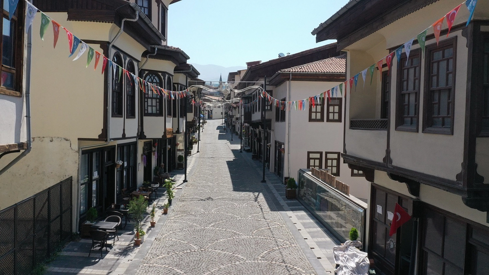 Malatya'da 'Lezzet Caddesi' restorasyon çalışmaları başlıyor! İmzalar atıldı…