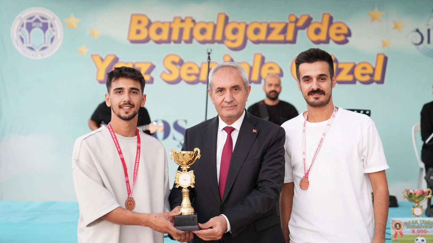 18 takımın mücadelesi sona erdi: Malatya'da şampiyon Karaman FK