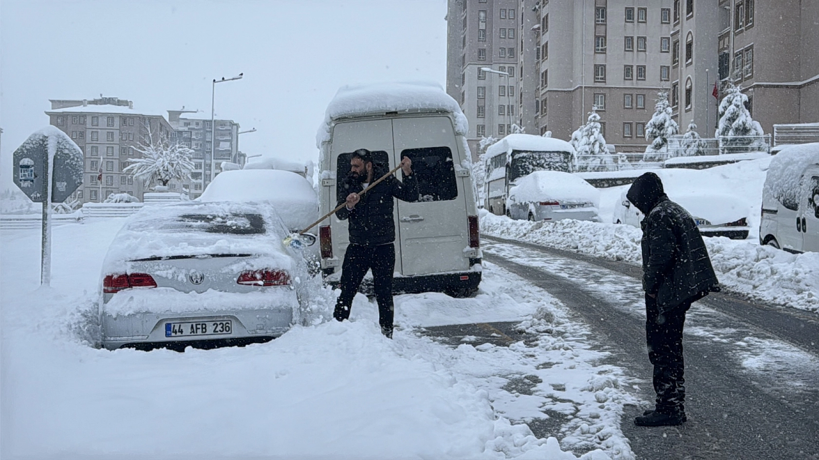 Malatya'nın O İlçesi Beyaza Büründü