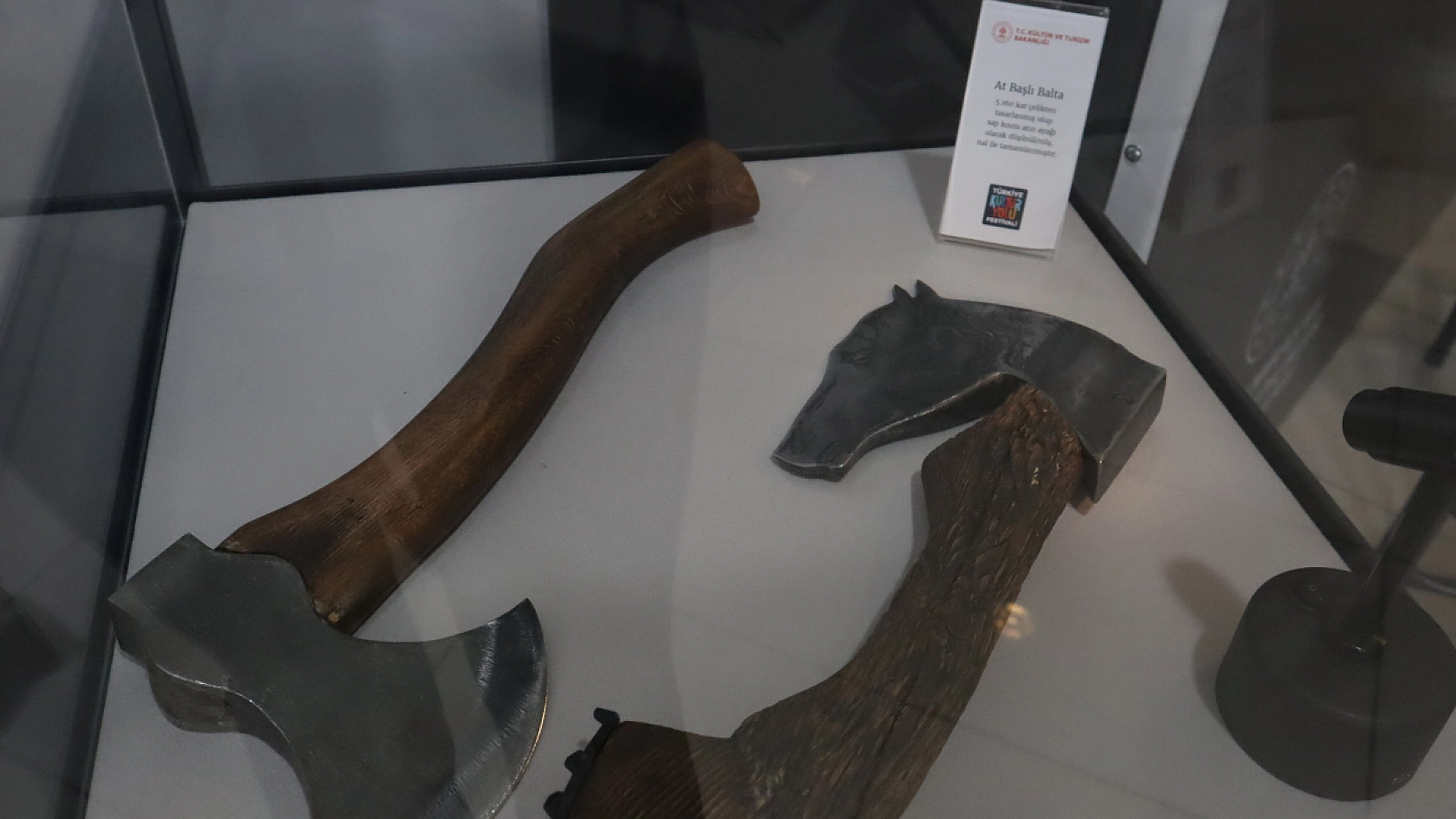 Şam Çeliği'nin eşsiz desenleri Malatya'da