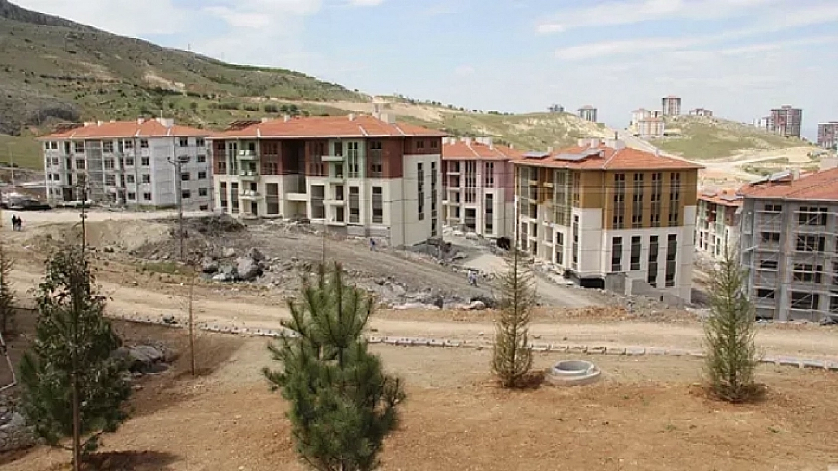 Malatya'da Depremzedelere Müjde! Konutların Kura Çekim Listesi Belli Oldu!