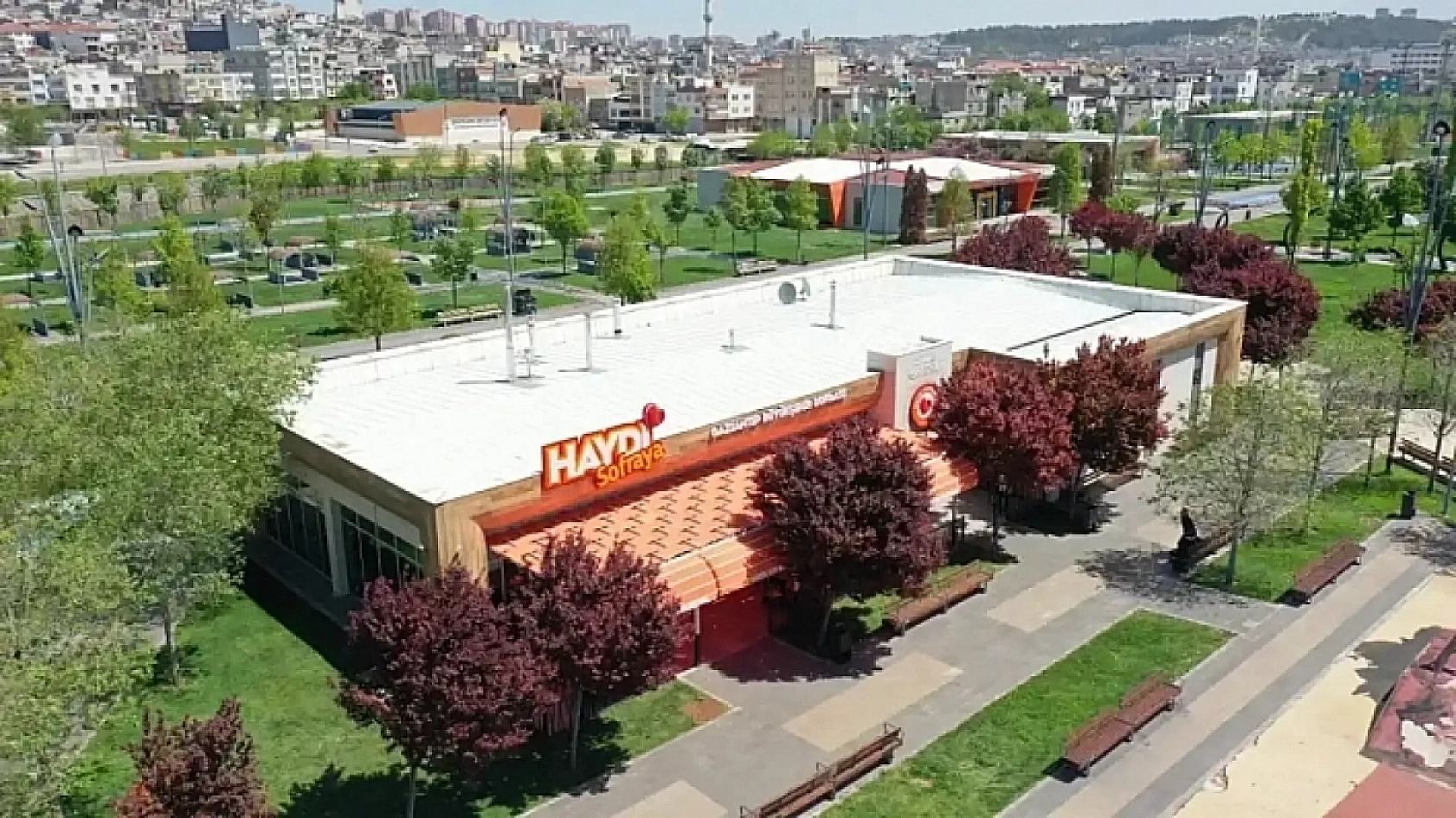 Komşuda Açıldı! 4 Çeşit Yemek 50 Lira! Darısı Malatya'ya...