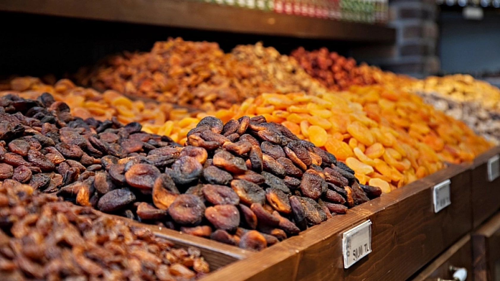 İbn-i Sina'nın Tavsiyesi: Günde 100 Gram Yiyince Gelen Mucizevi Etki!