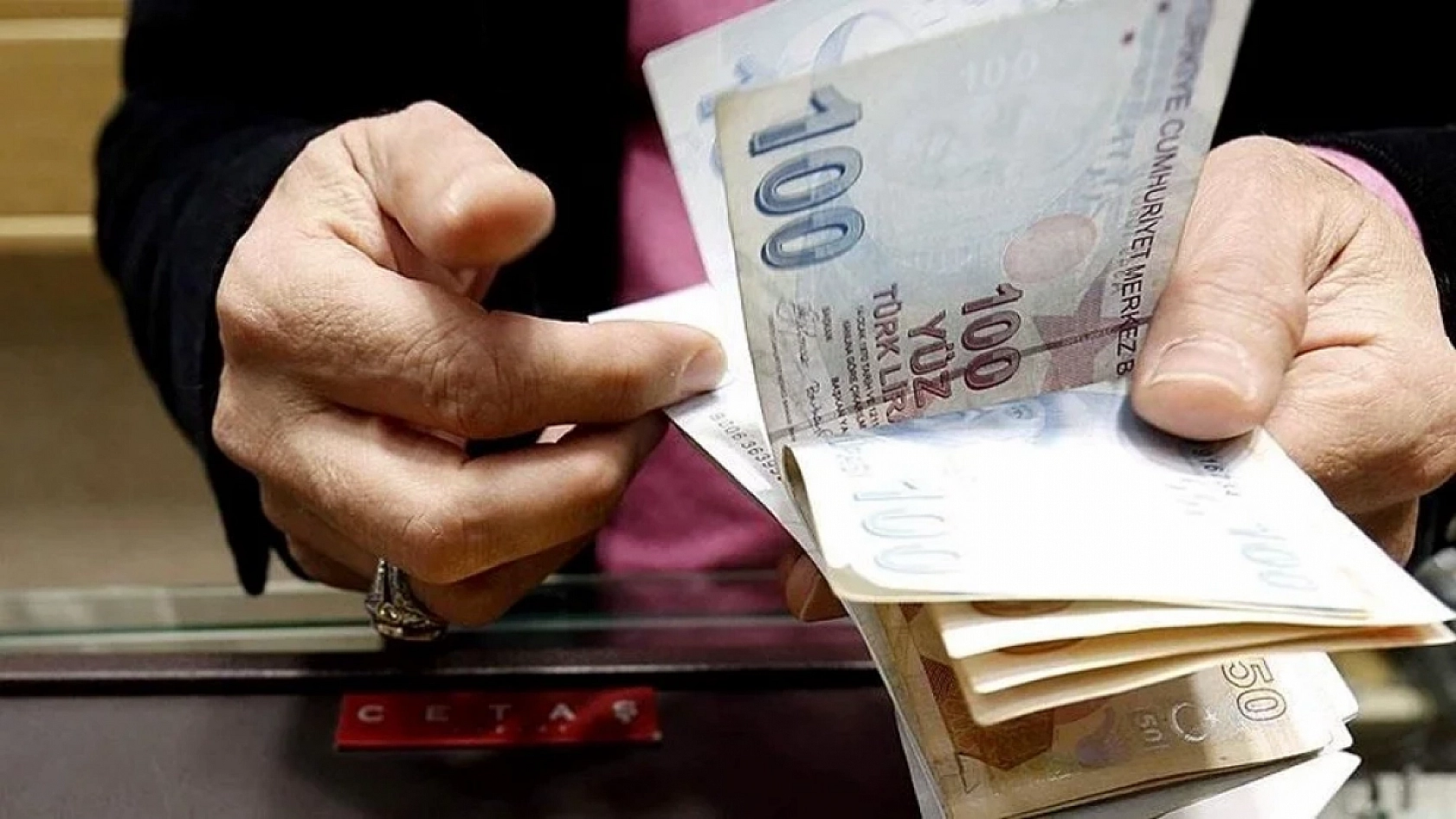 Emeklilere müjde! TBMM'de kabul edildi! Farklar bayramdan önce hesaplara yatırılacak….