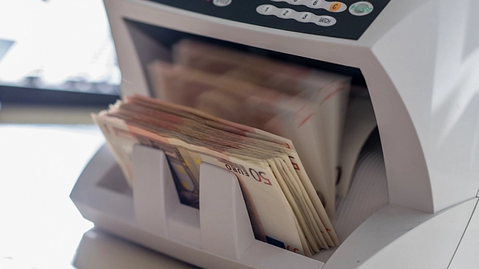 2024 Asgari Ücretini Tahmin Eden Uzman, 2025 Ücretinde Beklenen Rakamı Açıkladı! İşte Beklenen Rakam...