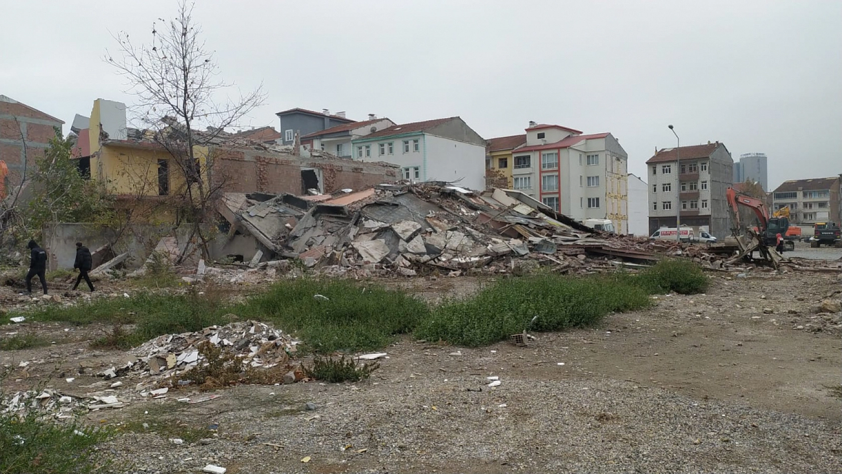 Malatya'da O Mahallede Değişim Başlıyor! İlk Yıkım Tamamlandı...