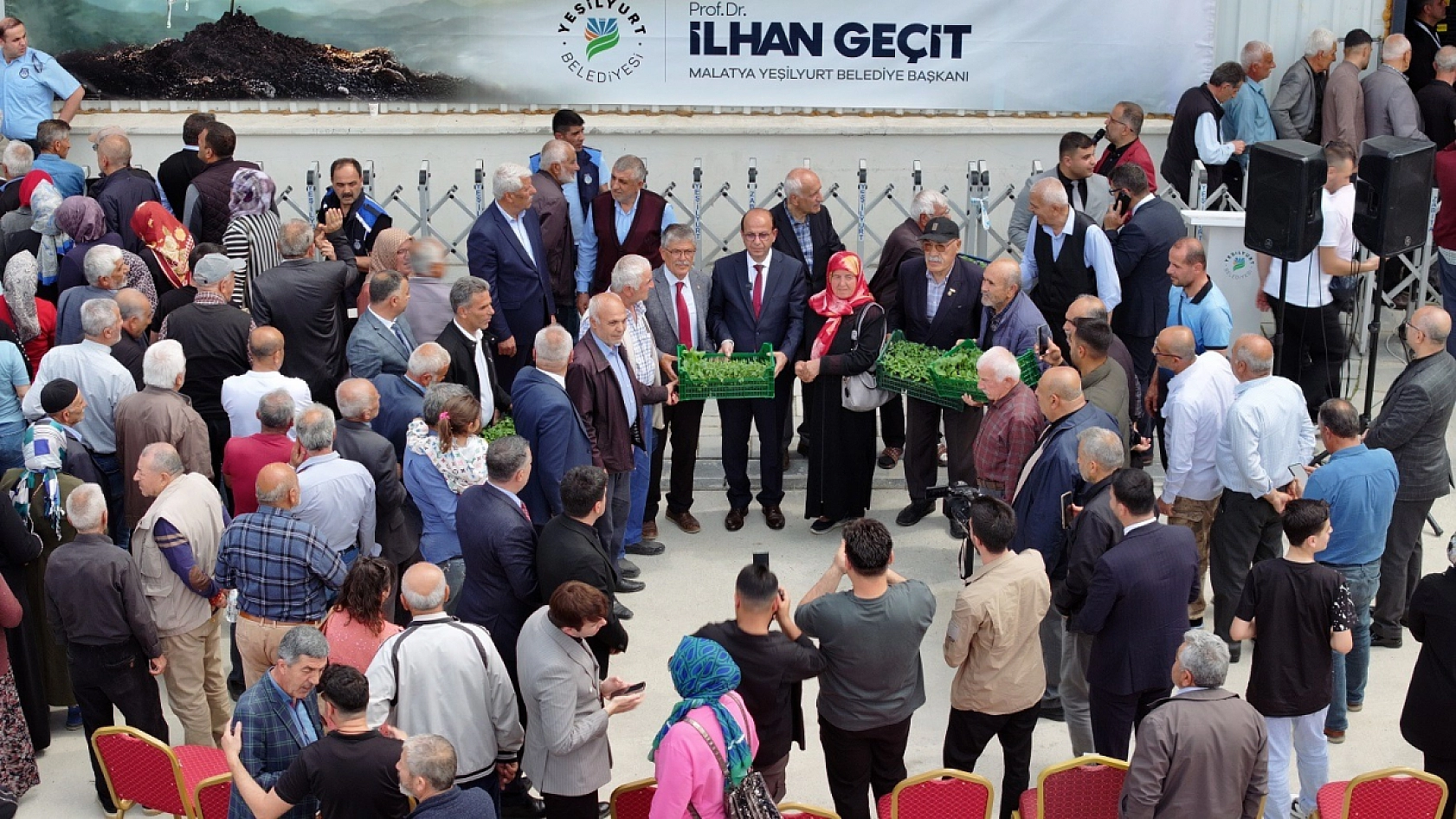 Zirai dondan etkilenen çiftçiye destek: 250 bin adet dağıtıldı