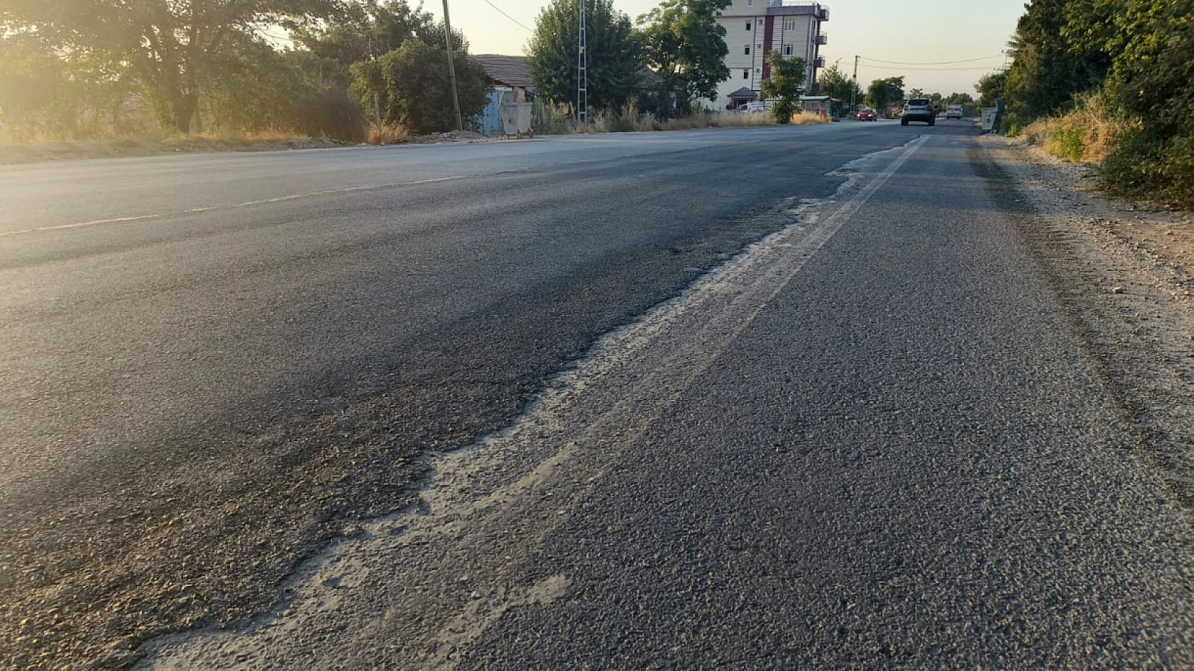 Büyükşehir sürprize doymuyor: Malatya'da asfaltta 'dalga sörfü' keyfi