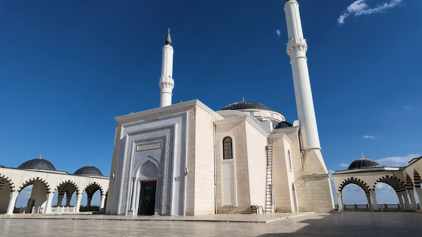 Kabri Kesin Olarak Bilinen İki Sahabeden Biri Adıyaman'da!