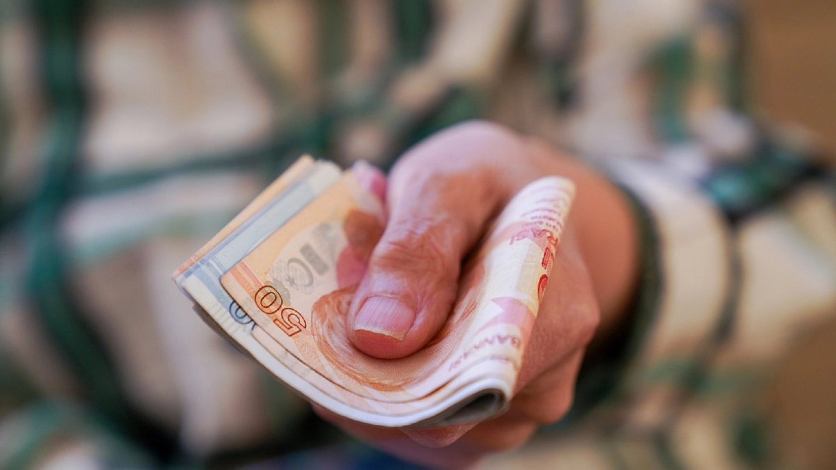 65 yaş, engelli ve evde bakım aylıkları kaç TL olacak? İşte maaş tabloları