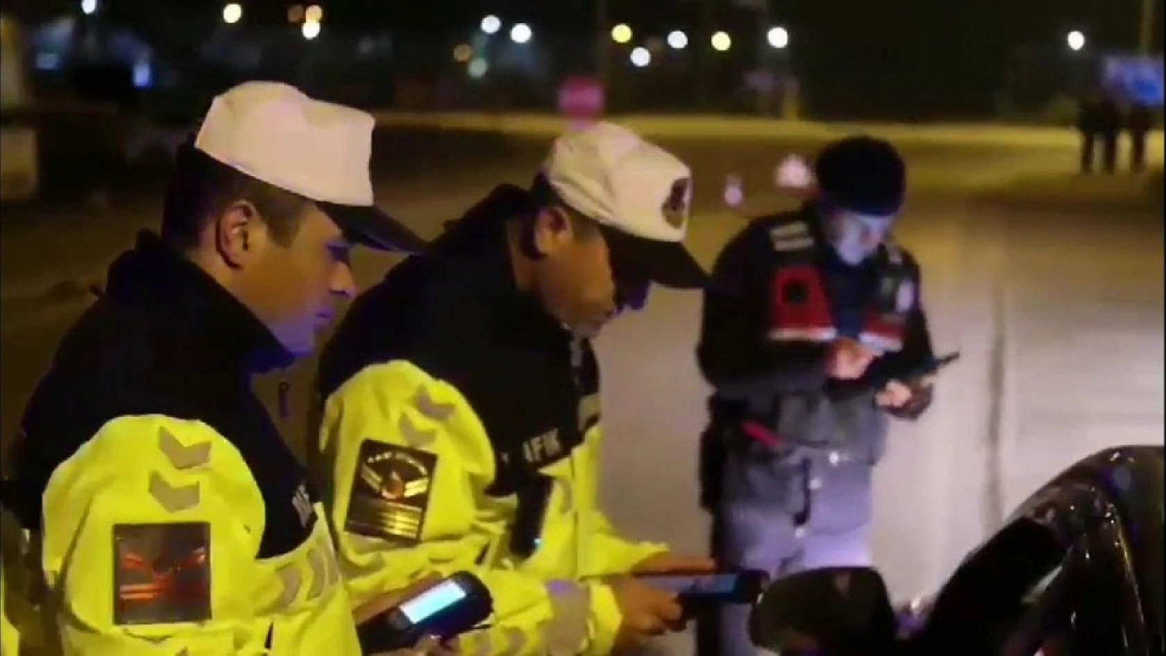 Bakan Yerlikaya açıkladı: Ehliyetler bir bir toplandı…