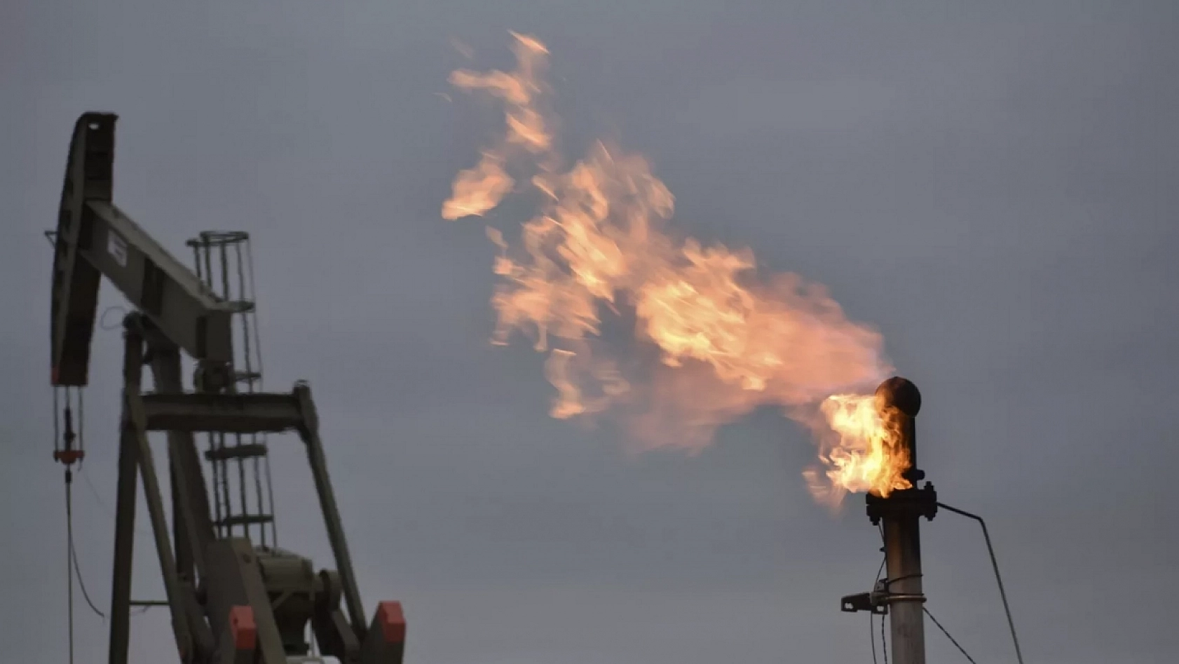 Cumhurbaşkanı Erdoğan'dan doğal gaz müjdesi: Konutların 3,5 yıllık ihtiyacını karşılayacak…