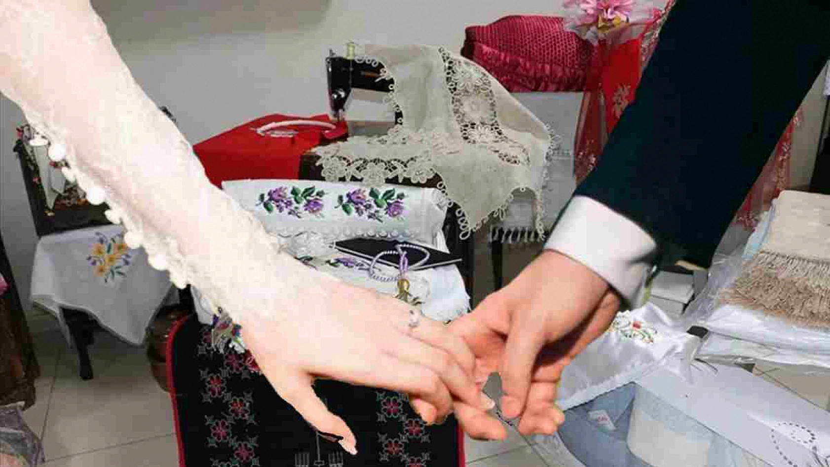 Bakan Göktaş'ın indirim müjdesi: Hangi marka ne kadar indirim yapıyor?