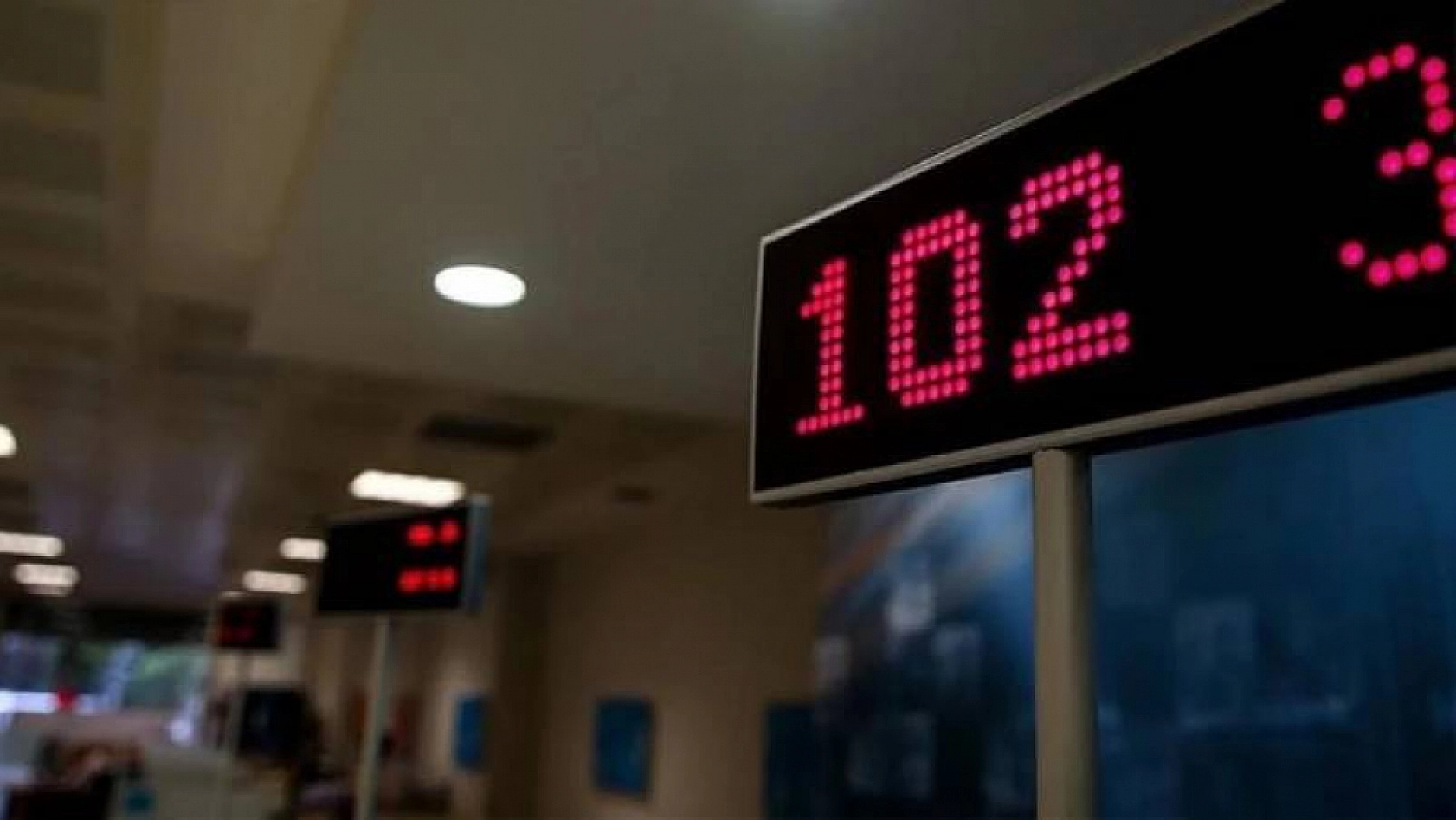 Bankalardan 2025 Kiralık Kasa Zammı: Fiyatları Cep Yakacak!