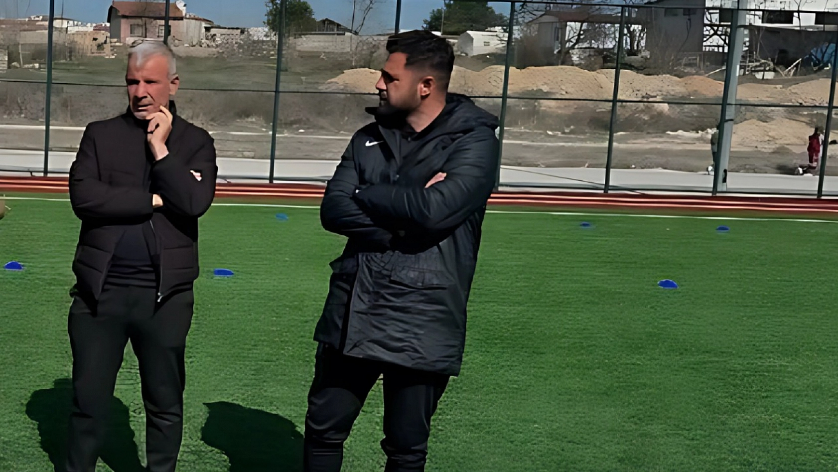 Zirveden sonra veda: Yeşilyurtspor şampiyon ekibi dağıttı!