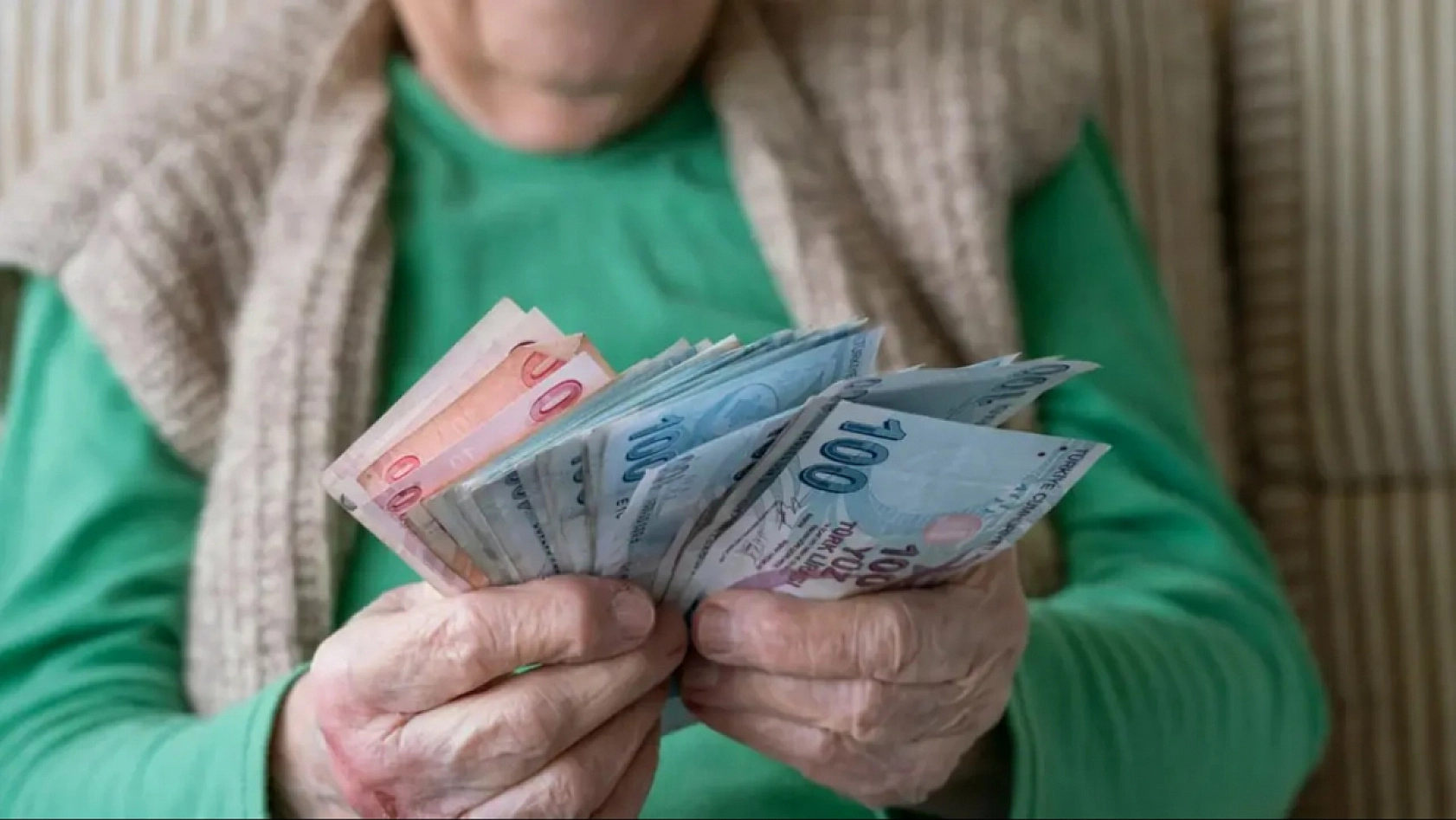 65 yaş, engelli ve evde bakım aylıkları kaç TL olacak? İşte maaş tabloları