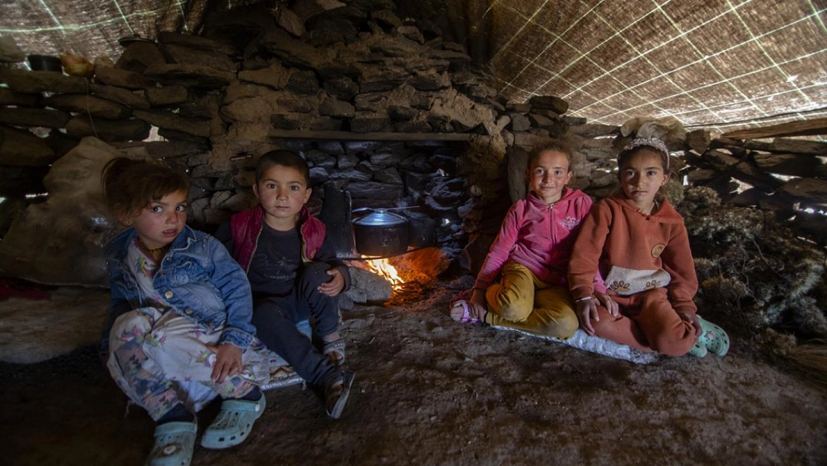 Malatya Sivas sınırında bulunuyor Onlarca insana ev sahipliği yapıyor