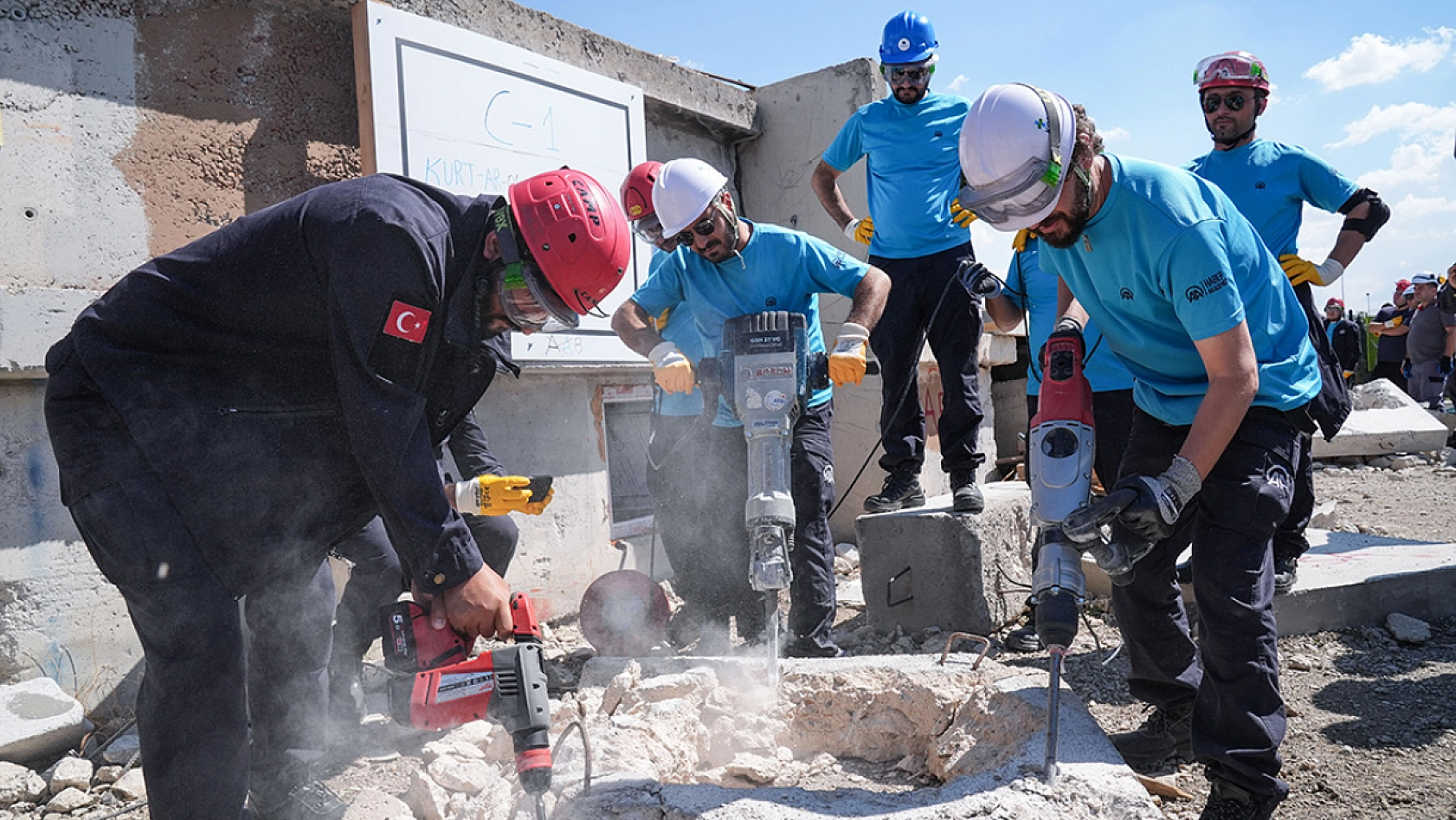 AFAD, Malatya'da personel alacak