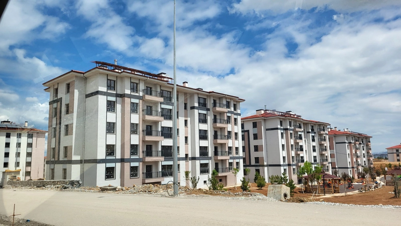 Malatya'da 29 bin 241 konut, bin 545 iş yeri neden teslim alınmadı?