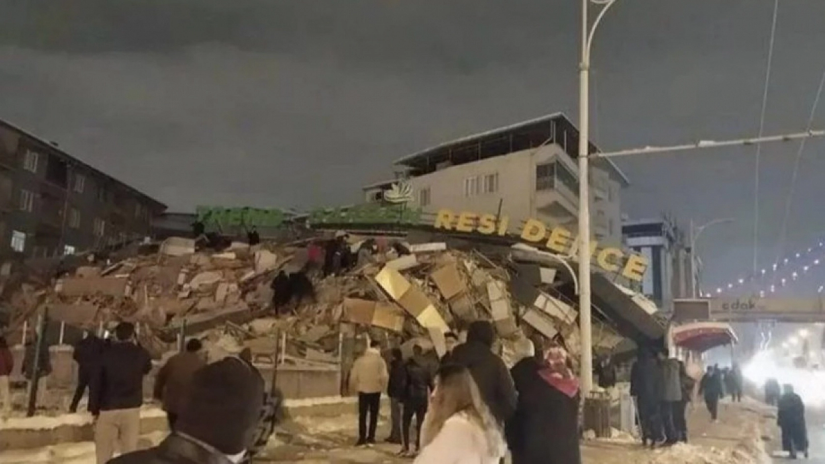 31 Kişiye Mezar Olan Rezidans Tadilatla 12'den 42'ye Çıkarılmış!