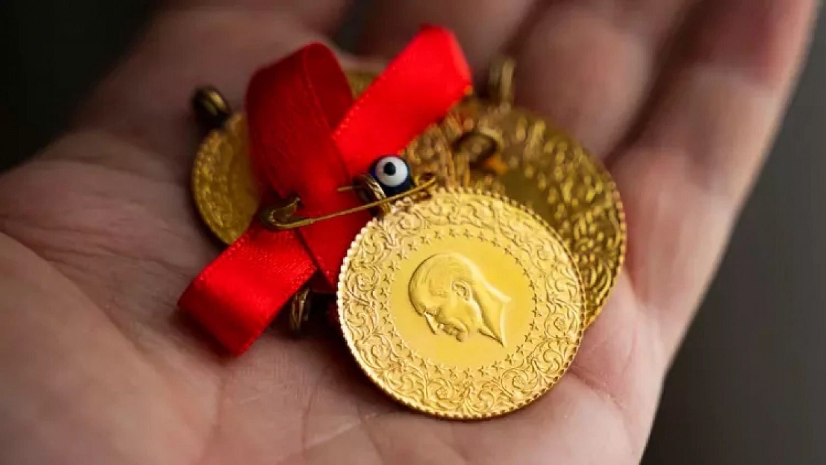 Altın fiyatlarında tarihi zirve! Günde 200 TL'lik artış