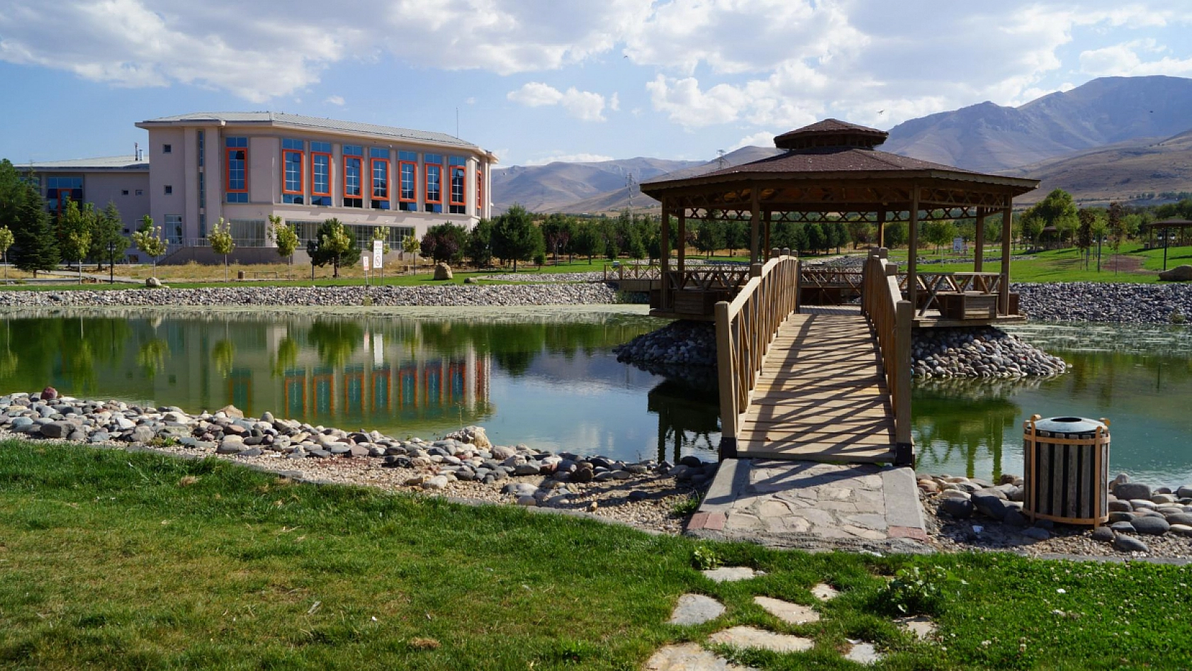 Dünya Üniversite Sıralaması Raporu Yayınlandı! İşte Malatya İnönü Üniversitesi'nin Sırası…