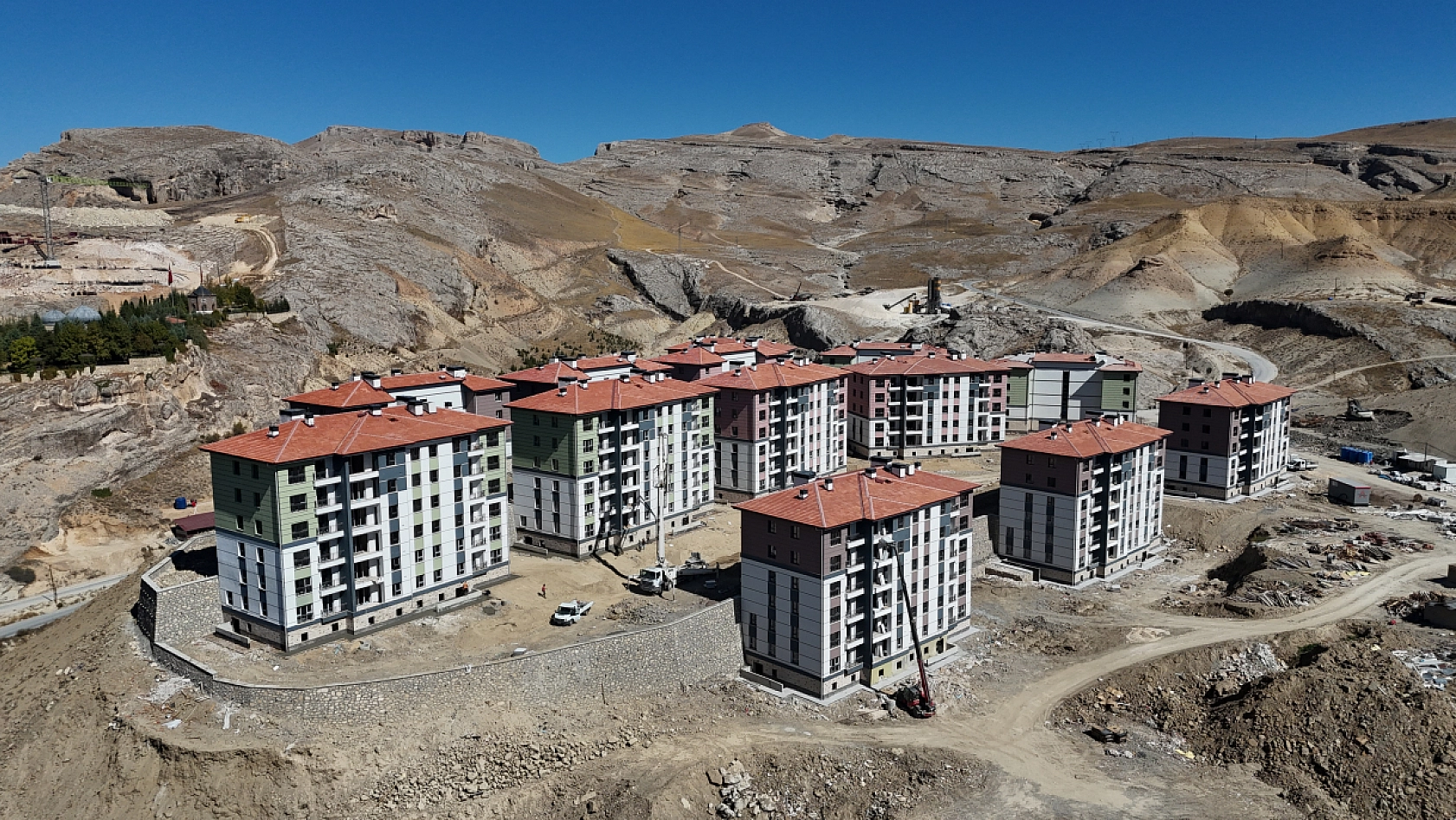 Rekor Sürede Tamamlandı..! Malatya'da 256 Konut Teslim Edilecek...!
