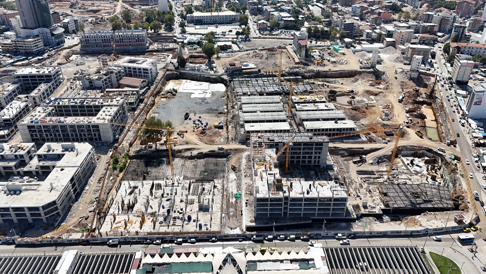 Malatya Çarşısı'na Yeni Yüz Kazandırılıyor...! Zemin Artı 2, 3 ve 4 Katlı Bloklar Yapılacak...