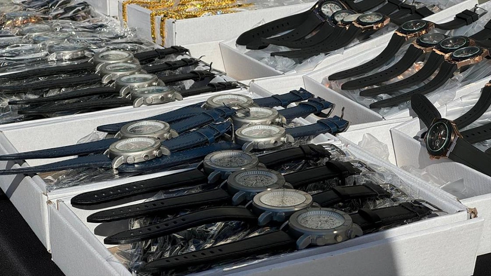 Bakanlık Kayıt Dışı Ticareti Ortaya Çıkardı...! Ünlü Markaların İsmini Tek Tek Açıkladı. Rolex, Omega, Patek Philippe...