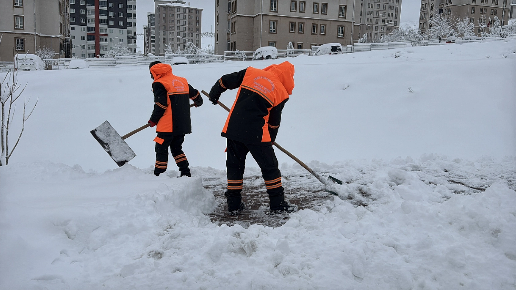 Malatya'nın O İlçesi Beyaza Büründü
