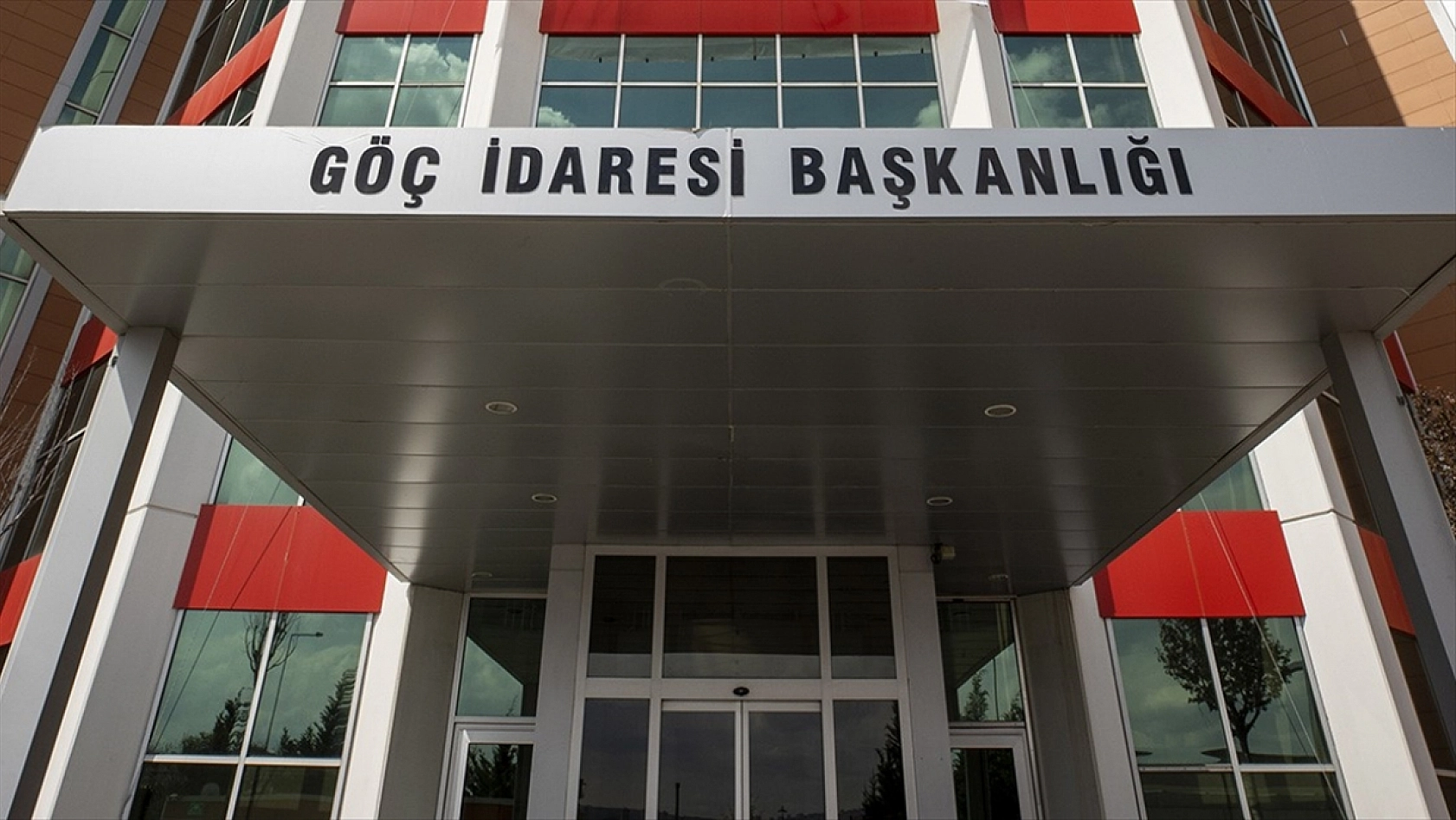 Göç İdaresi Başkanlığı Personel Alacak: Başvuru İçin Son 24 Saat!