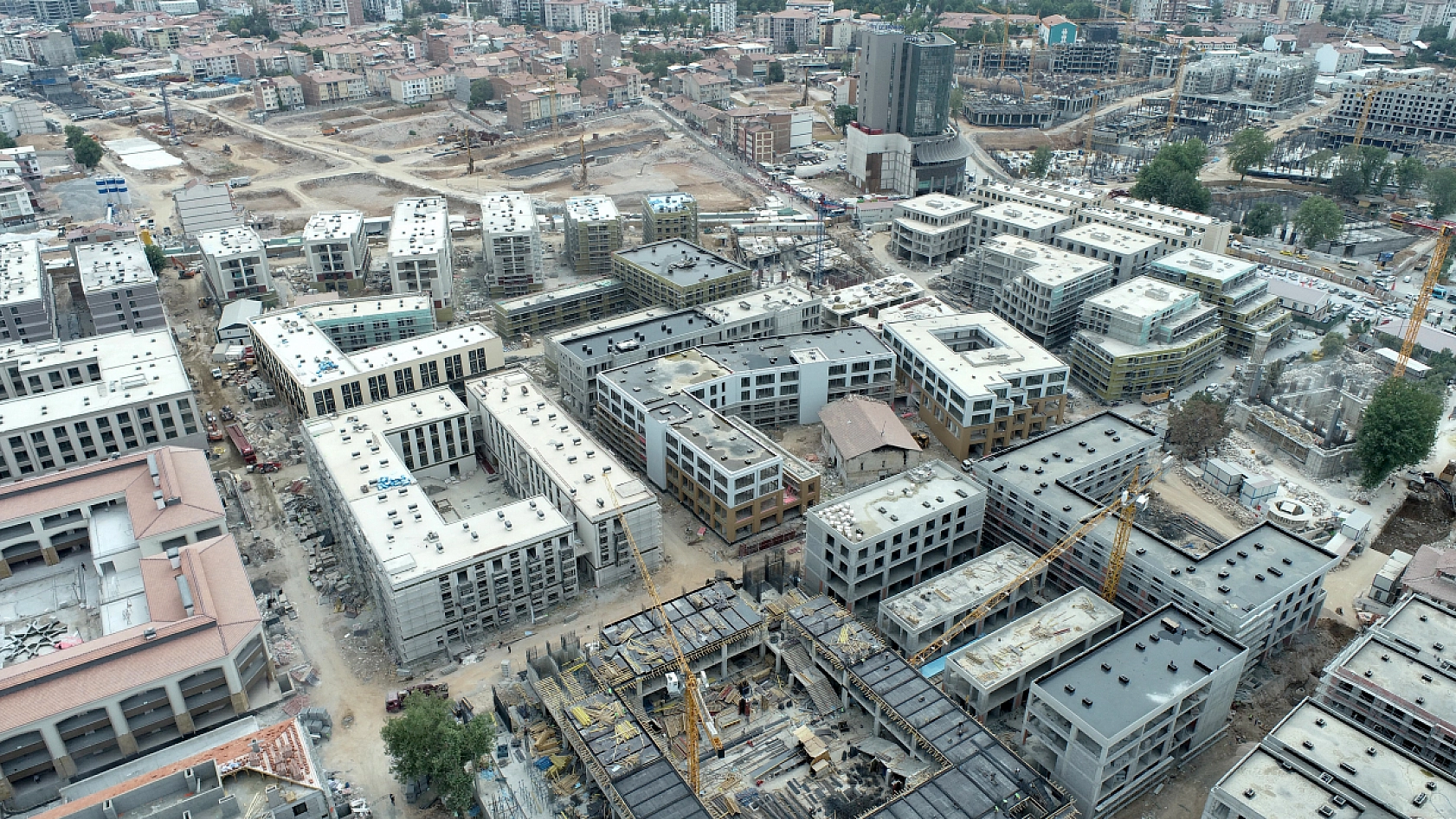 Malatya Çarşısı'nda Geri Sayım Başladı: 5 Bin 726 Bağımsız Bölümde Ticaret Başlayacak