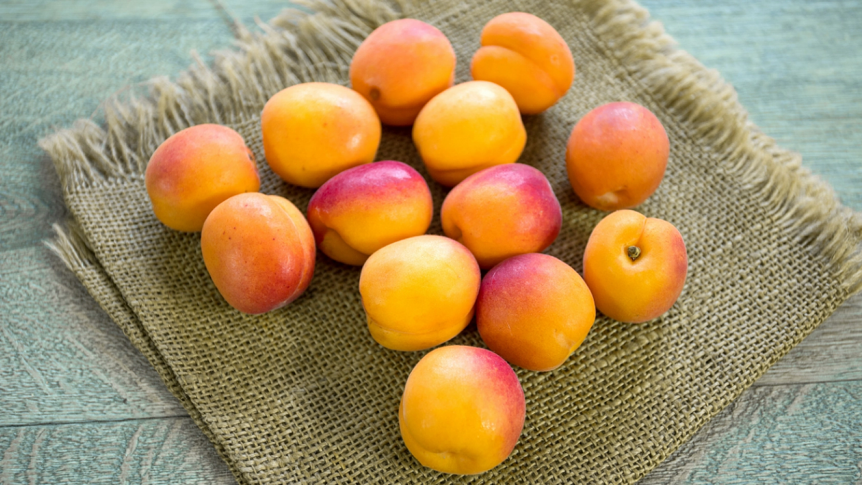 Üretici ve Market Arasında Uçurum Büyüyor..! Kuru Kayısı Zirveye Yaklaştı...