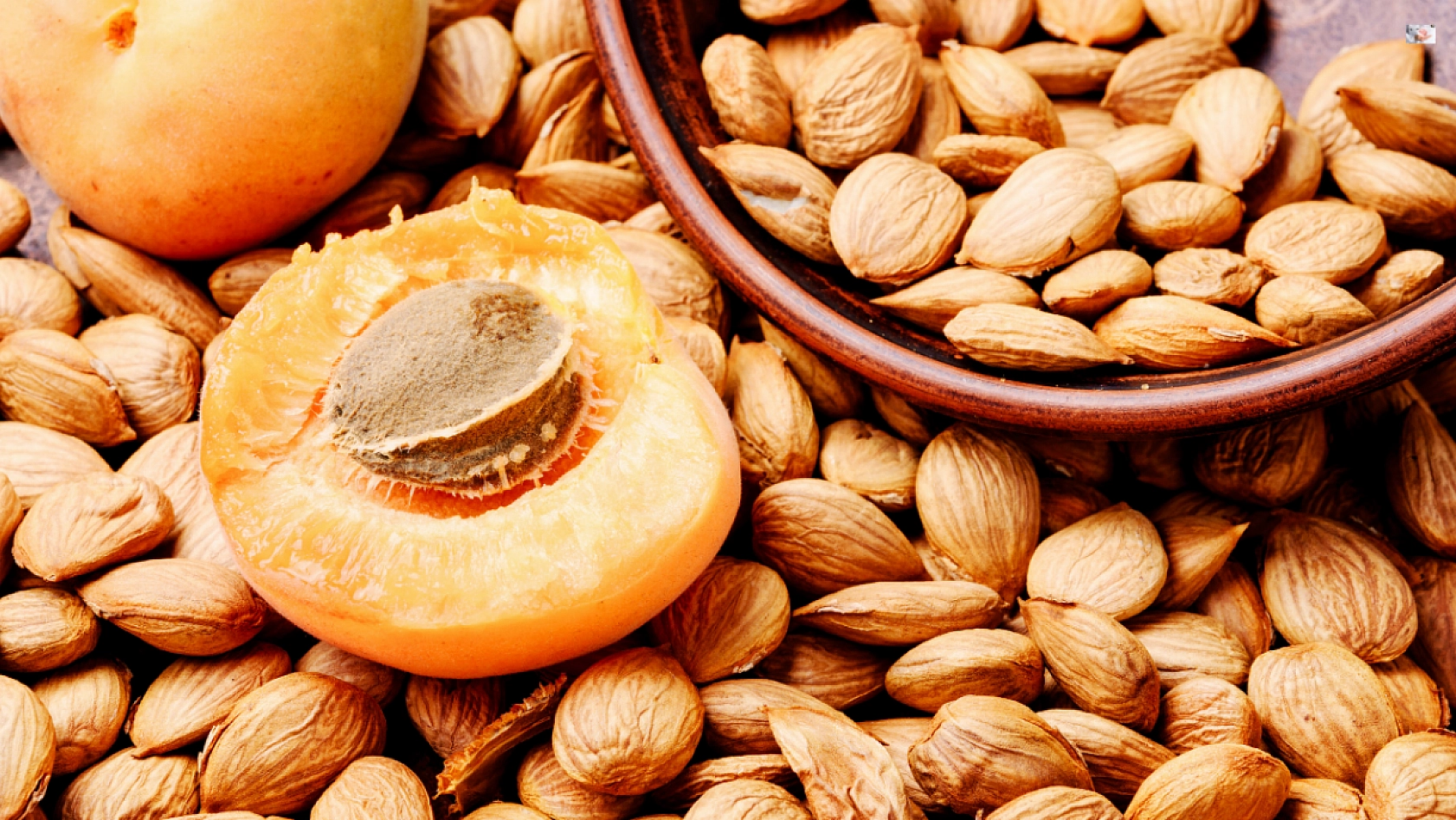 Malatya'da 100, Almanya'da Bin TL: Üretici Zararda, Tüccar Kar Baskınında!