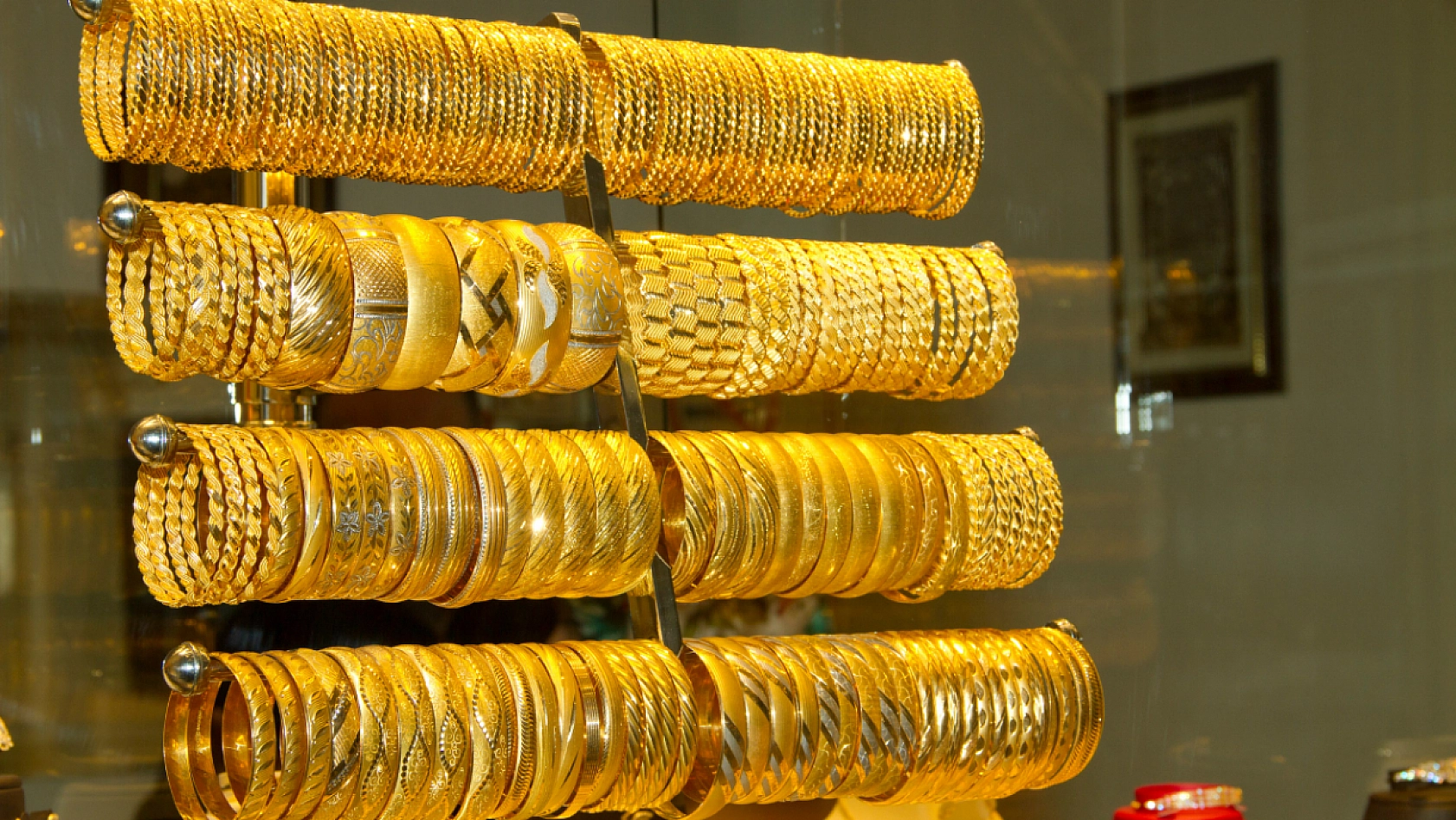 Altın Fiyatları Cep Yakmaya Devam Ediyor! İşte Güncel Altın Fiyatları…