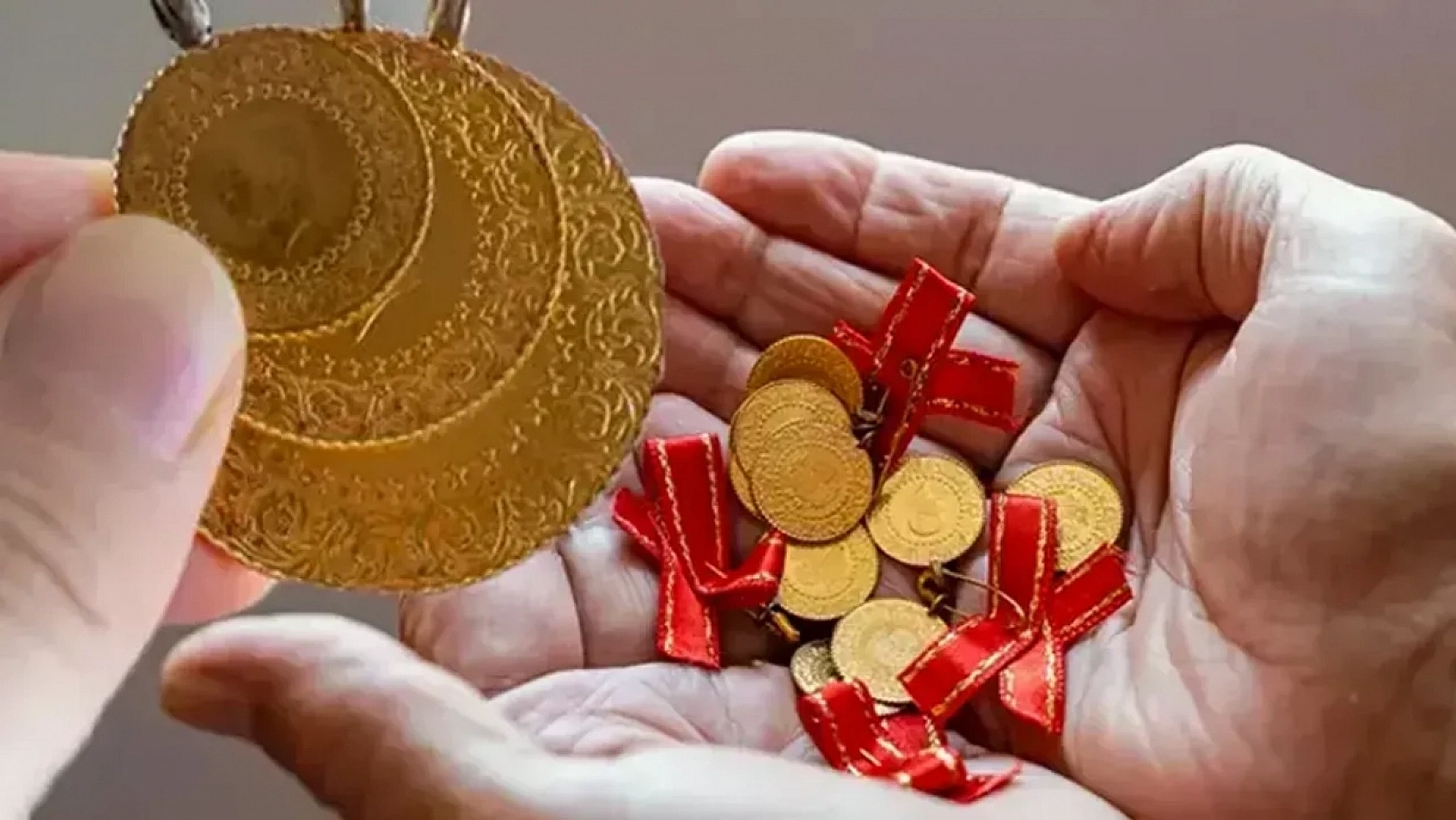 Altın fiyatlarında dalgalanma: Çeyrek ve gram altın fiyatları ne olacak?