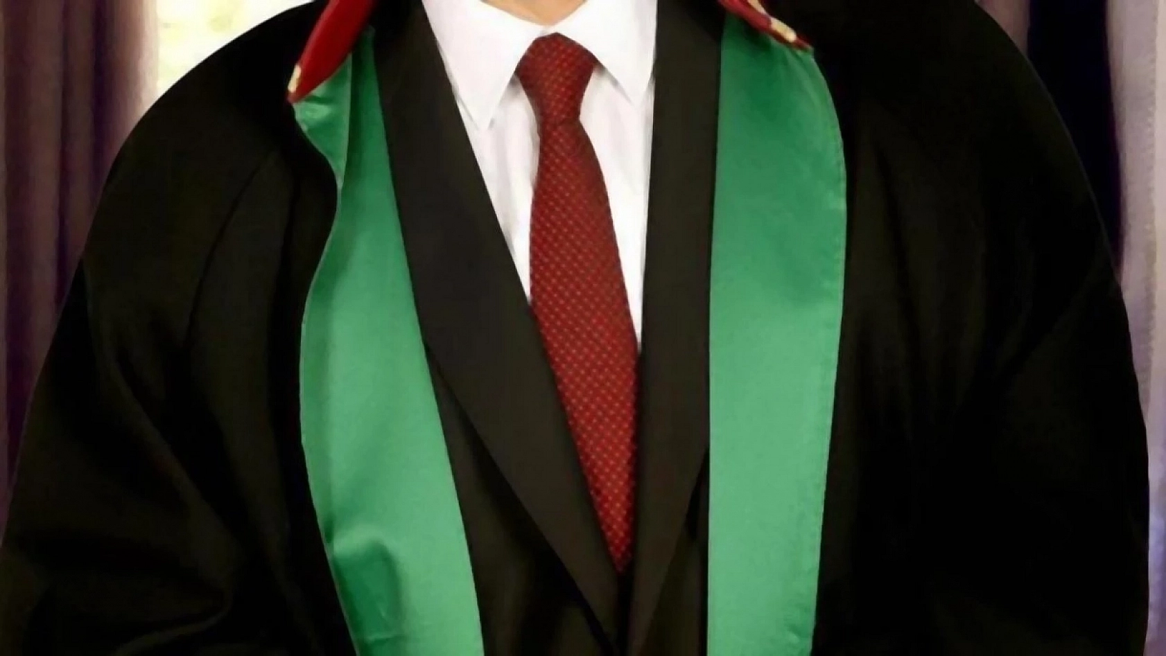 Hukukta kriz derinleşiyor: Mezun oldular ama mesleğe başlayamıyorlar!