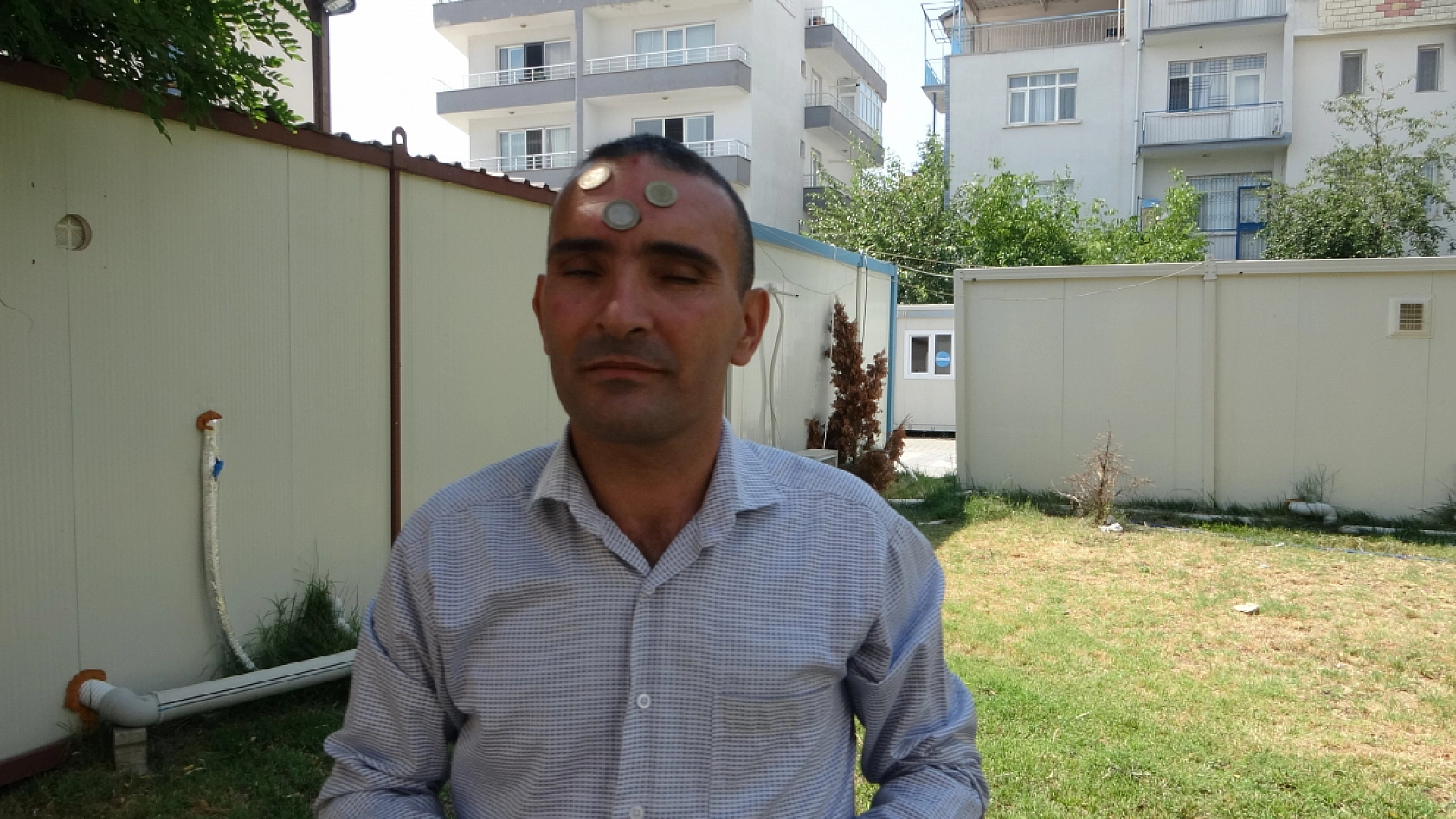 Malatya'da Görenleri Şaşkına Çeviriyor! 'Mıknatıs Adam Sokaklarda'