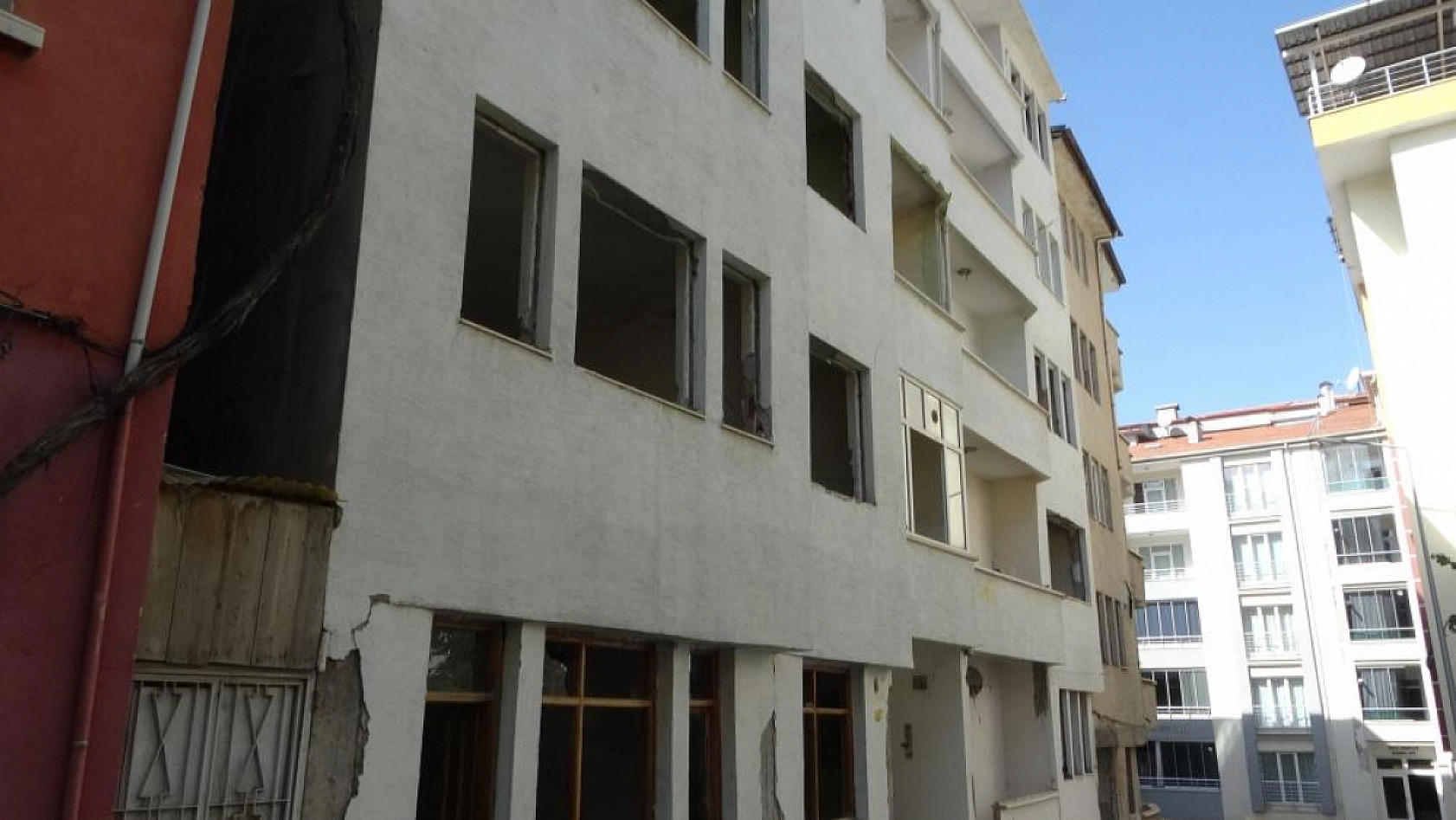 Malatya Depreminin Bilançosu Belli Oldu! Deprem Malatya'yı Değil Komşu'yu Vurmuş…!