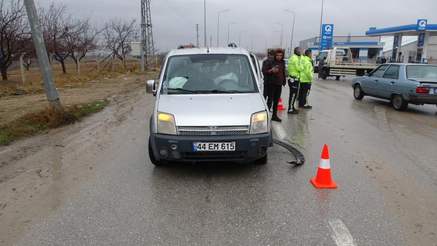 Malatya'da 6 Kişinin Yaralandığı Kaza Kameralara Yansıdı!