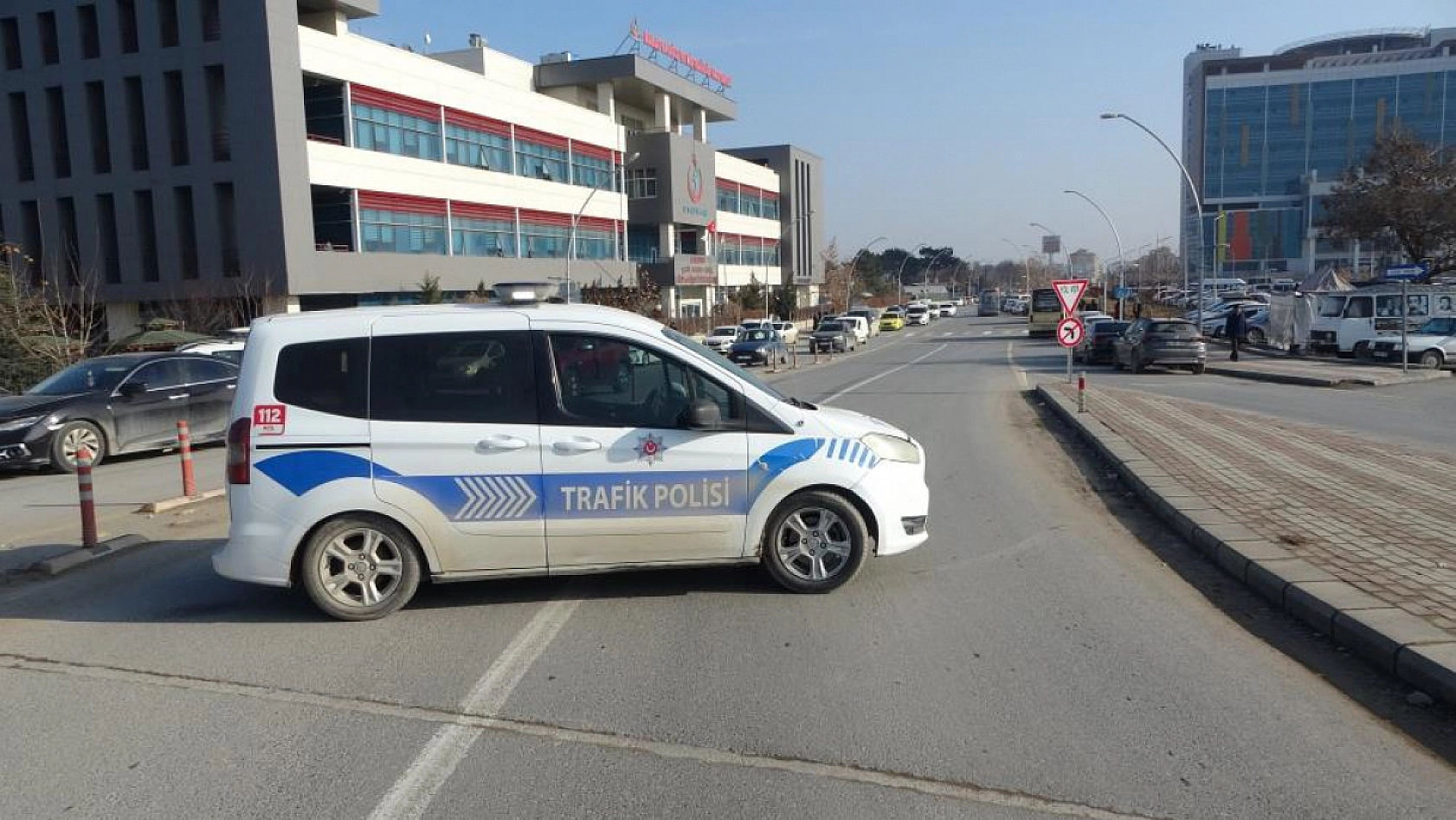 Servisçiler Cezalara İsyan Etti: Araç Geçişine İzin Vermediler!