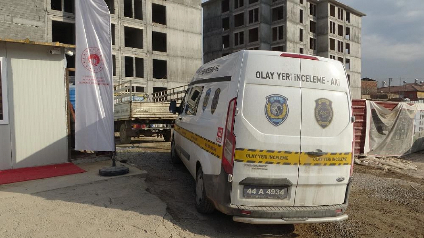 Malatya'da merdiven boşluğuna düşen işçi hayatını kaybetti!