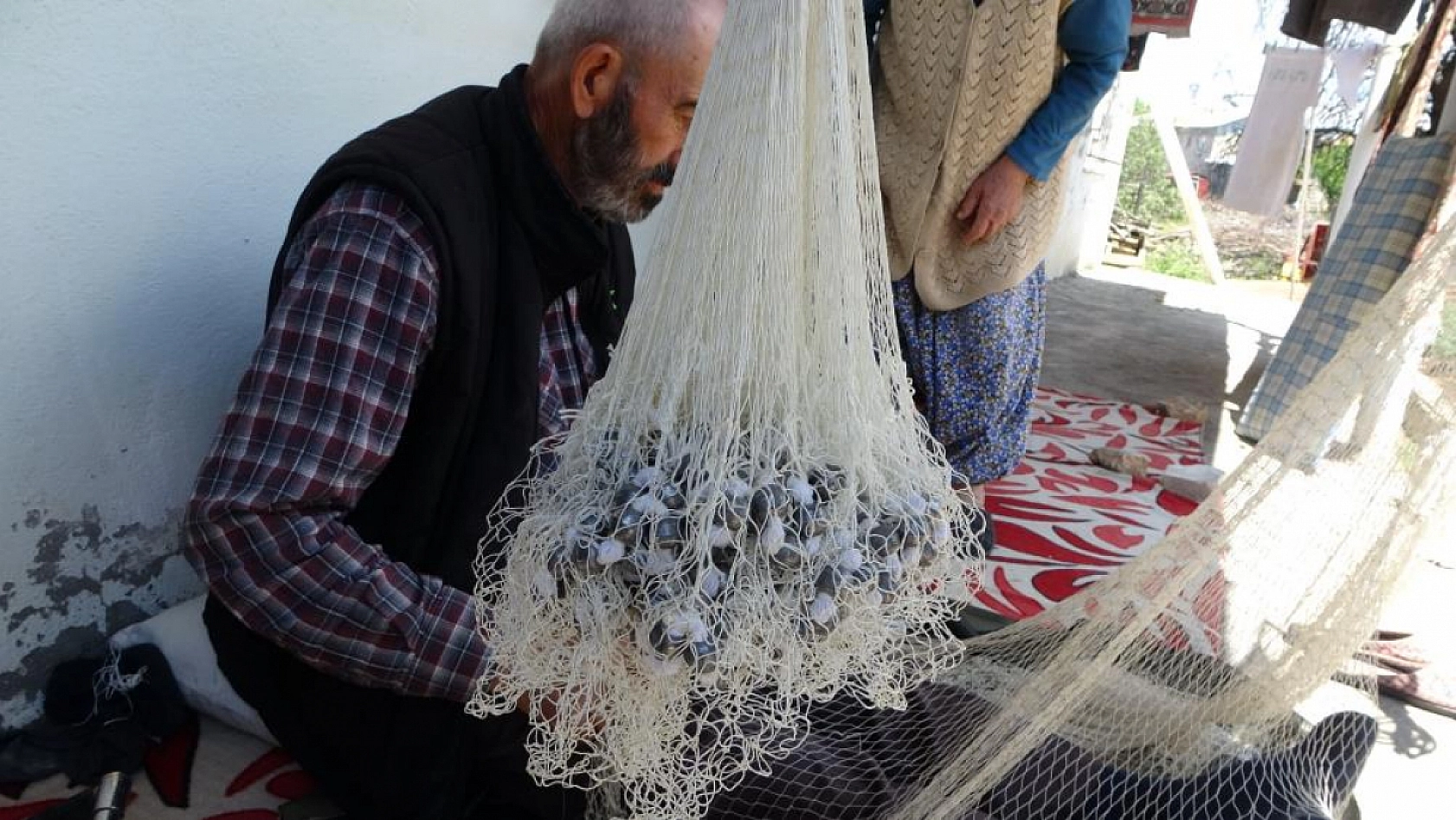 Yarım asırlık ustalık: 'Tor' ustası ata mesleğini yaşatıyor!