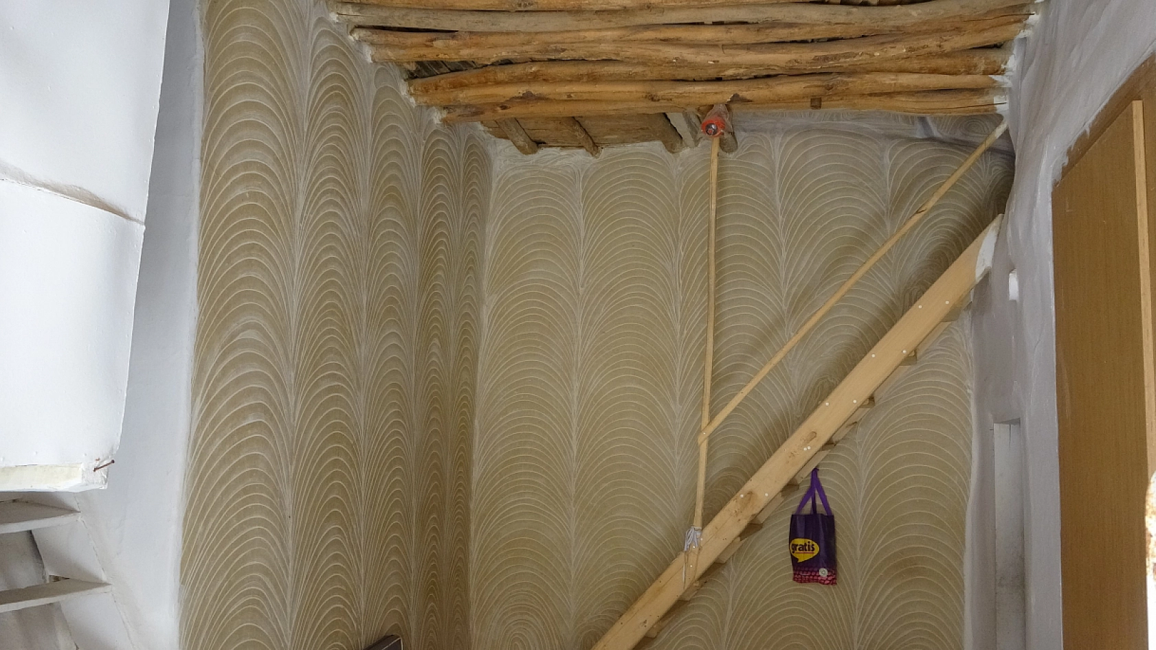 Duvarları Süsleyen Kadim Sır: Malatya'da 500 yıllık gelenek parmak ucunda yaşıyor