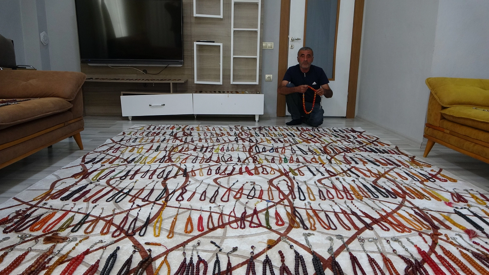 25 yılda 4 milyonluk koleksiyon: Tanesi 200 bin TL