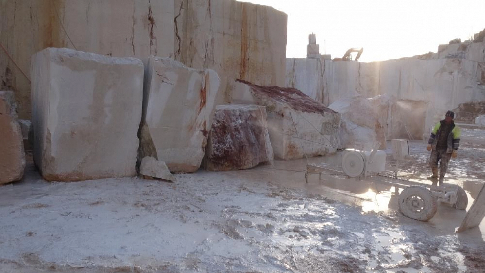 Malatya'dan Çin ve Hindistan'a mermer