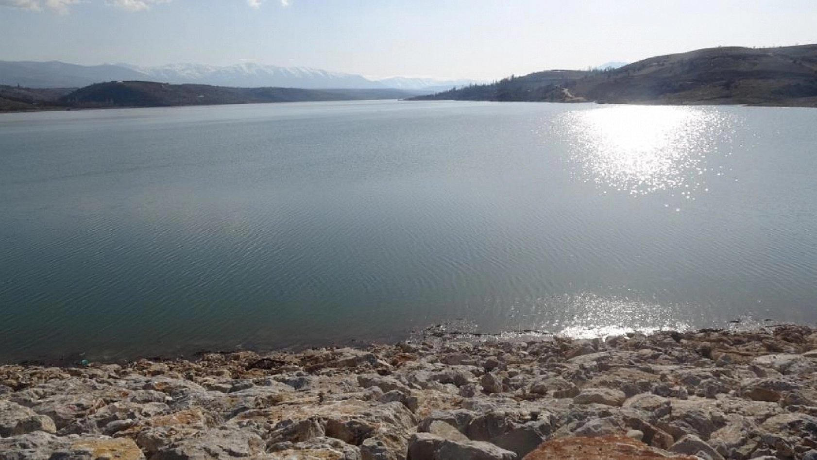 Malatya'da toprak suya doydu, barajlar coştu, kapaklar açıldı!