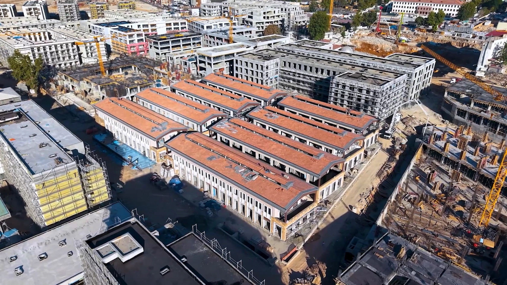 Malatya Çarşısı'nın bir buçuk yılını heba edersiniz