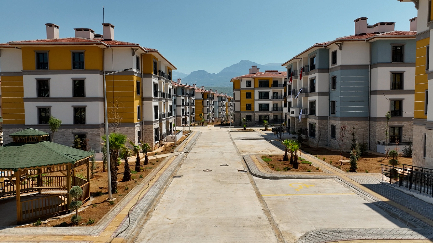 Asrın inşasında son viraj! Malatya'da 46 bin 533 konut teslim edildi